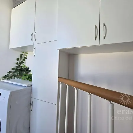 Elegant Duplex Penthouse Near The A116 Apartment *