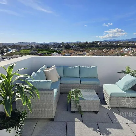 Elegant Duplex Penthouse Near The A116 Fuengirola
