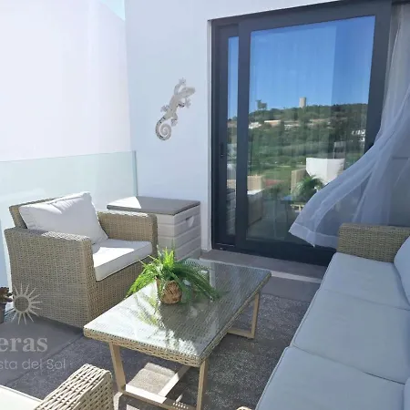 Apartment Elegant Duplex Penthouse Near The A116 Fuengirola